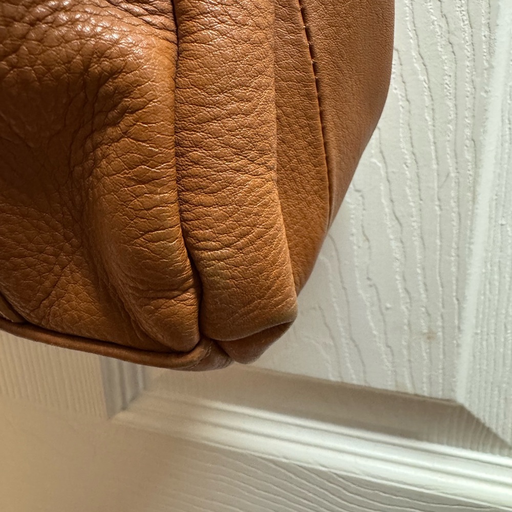 Elegant Radley London Tan Leather Handbag - Picture 4 of 7